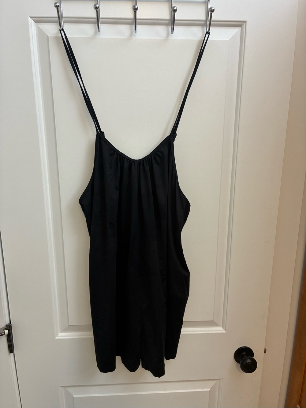 HALARA Black Spaghetti-strap Romper